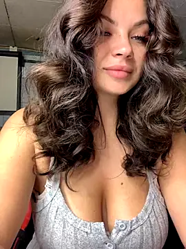 Snapshot of Sweeeeet_Candy chatting on September 2025 02:10:01 AM Sweeeeet Candy online show from September 2025 02:10:01 AM