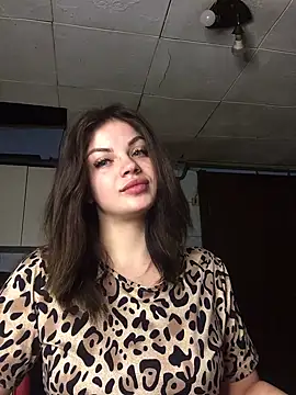 Snapshot of Sweeeeet_Candy chatting on February 2025 03:47:02 AM Sweeeeet Candy online show from February 2025 03:47:02 AM