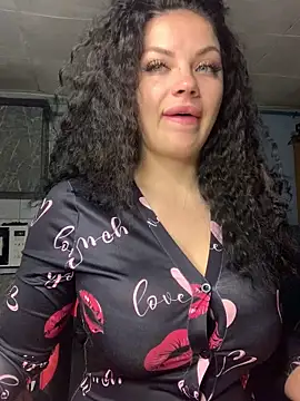 Snapshot of Sweeeeet_Candy chatting on November 2025 03:43:01 AM Sweeeeet Candy online show from November 2025 03:43:01 AM