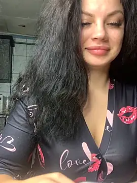 Snapshot of Sweeeeet_Candy chatting on November 2025 04:05:02 AM Sweeeeet Candy online show from November 2025 04:05:02 AM