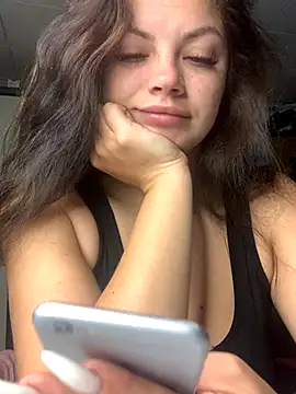 Snapshot of Sweeeeet_Candy chatting on September 2025 03:22:02 AM Sweeeeet Candy online show from September 2025 03:22:02 AM