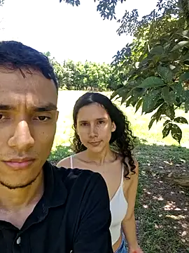 Snapshot of Antonella_and_axel_ chatting on September 2025 04:34:02 PM Antonella and axel online show from September 2025 04:34:02 PM