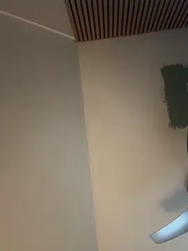 janberlin online show from December 2025 11:09:02 AM