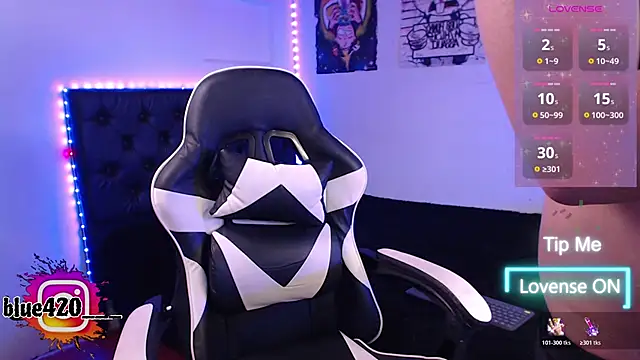 Skyler  blue4 online show from November 2025 09:18:02 PM