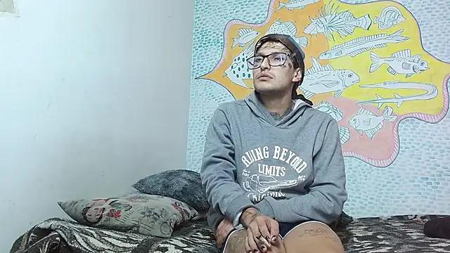 Snapshot of Party_trans chatting on March 2025 09:15:02 PM Party trans online show from March 2025 09:15:02 PM