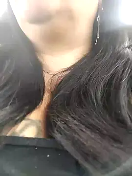 Snapshot of sara_pineros chatting on February 2025 04:00:02 PM sara pineros online show from February 2025 04:00:02 PM