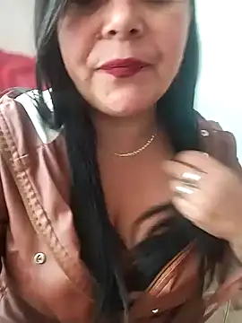 Snapshot of sara_pineros chatting on January 2025 07:24:01 PM sara pineros online show from January 2025 07:24:01 PM