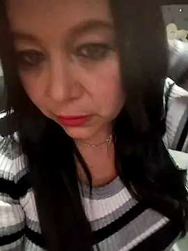 Snapshot of sara_pineros chatting on October 2025 09:16:01 PM sara pineros online show from October 2025 09:16:01 PM