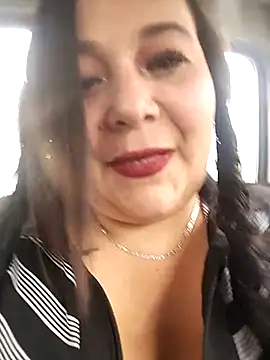 Snapshot of sara_pineros chatting on February 2025 03:55:02 PM sara pineros online show from February 2025 03:55:02 PM