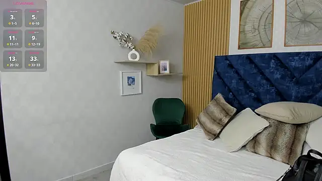 Charlotte Mayer online show from April 2026 11:27:01 AM