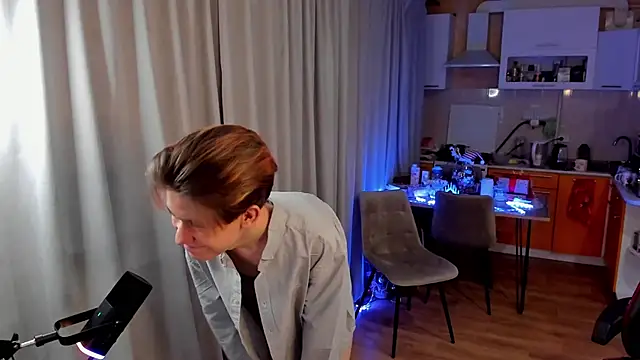 Snapshot of AndrewwCarter2 chatting on March 2025 07:49:02 PM AndrewwCarter2 online show from March 2025 07:49:02 PM