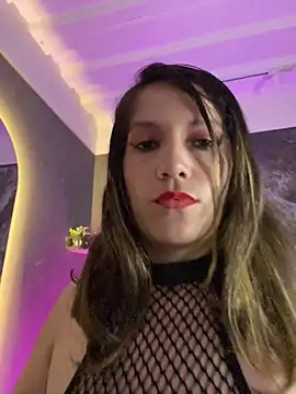 gwen ashly online show from February 2026 07:55:02 PM