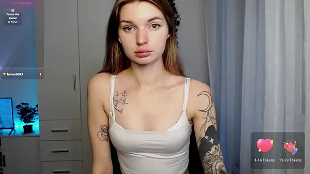 Snapshot of lounahyan chatting on October 2025 02:50:02 PM lounahyan online show from October 2025 02:50:02 PM