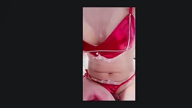 Im IVE LOVE online show from December 2024 01:35:02 AM