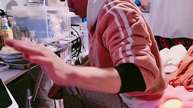 Im IVE LOVE online show from December 2024 03:01:02 PM