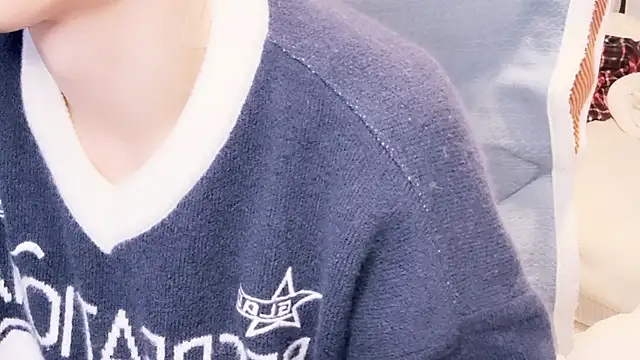 Im IVE LOVE online show from December 2025 06:29:01 AM