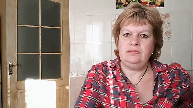 Snapshot of Ettie_Tonia chatting on March 2025 01:37:02 PM Ettie Tonia online show from March 2025 01:37:02 PM