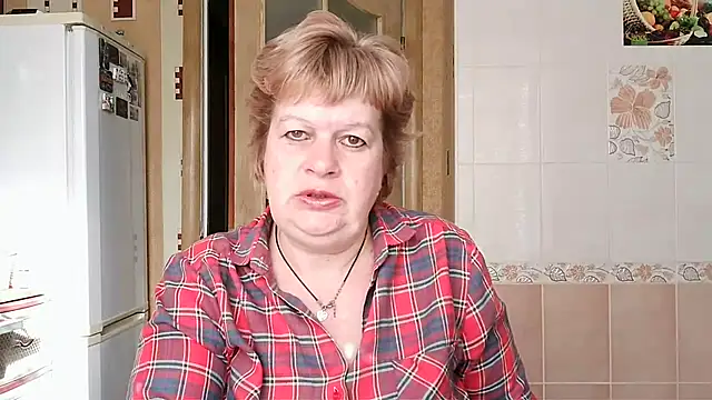 Snapshot of Ettie_Tonia chatting on March 2025 01:17:01 PM Ettie Tonia online show from March 2025 01:17:01 PM