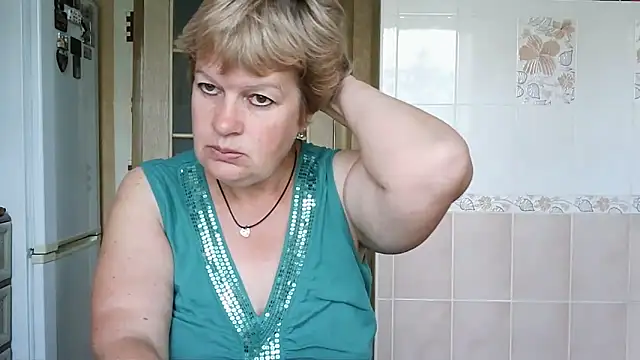 Snapshot of Ettie_Tonia chatting on October 2025 07:54:01 AM Ettie Tonia online show from October 2025 07:54:01 AM