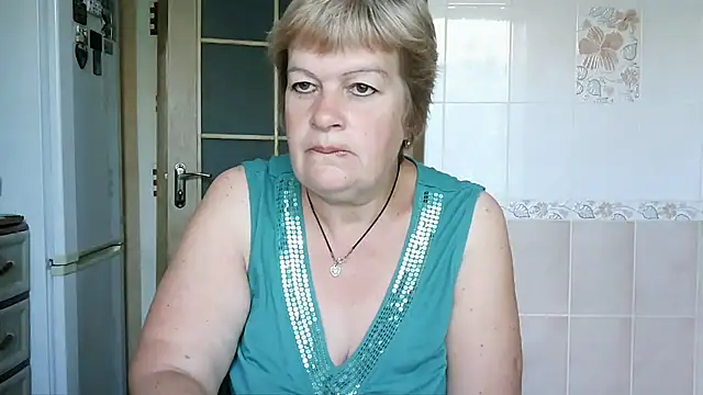 Snapshot of Ettie_Tonia chatting on September 2025 08:21:01 AM Ettie Tonia online show from September 2025 08:21:01 AM