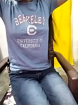 Cute-Ridhima online show from February 2026 03:39:01 AM