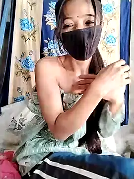 Snapshot of Cute-Ridhima chatting on February 2025 07:44:01 AM Cute-Ridhima online show from February 2025 07:44:01 AM