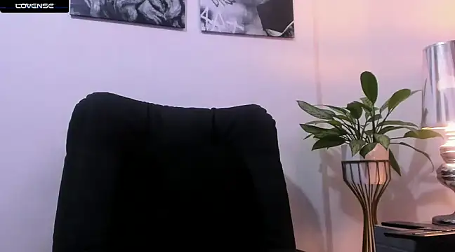 CruzVega online show from January 2025 06:14:01 AM