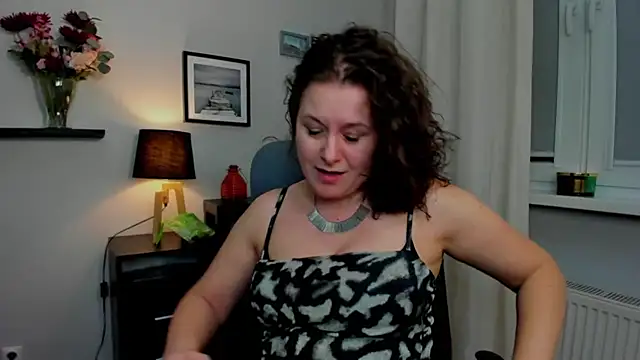 Snapshot of OLIVIA_lux chatting on March 2025 05:23:01 PM OLIVIA lux online show from March 2025 05:23:01 PM