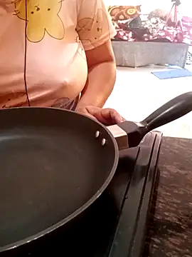 Snapshot of Dr_Kamsutra chatting on September 2025 10:44:01 AM Dr Kamsutra online show from September 2025 10:44:01 AM