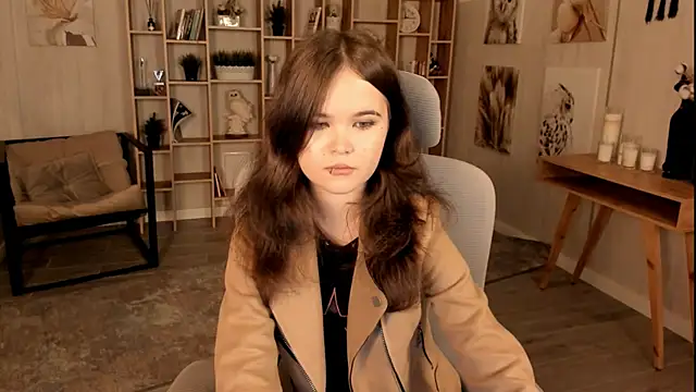 Elainebeness online show from September 2025 07:43:02 PM