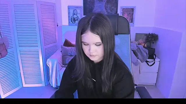 Elainebeness online show from October 2025 07:13:02 PM