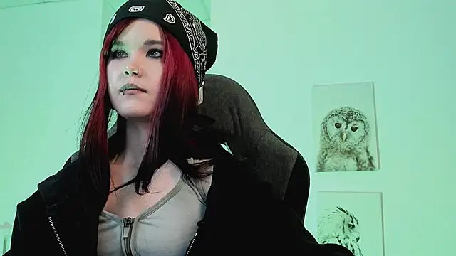 Elainebeness online show from March 2025 04:52:01 AM