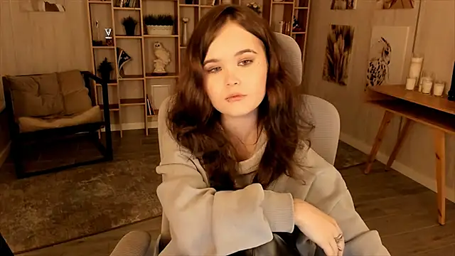 Elainebeness online show from October 2025 07:15:01 PM