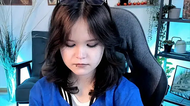 Elainebeness online show from March 2025 12:49:01 AM
