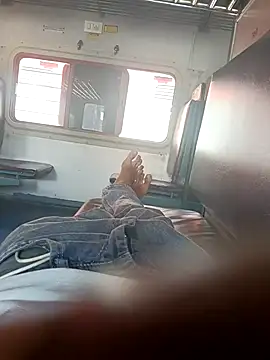 Snapshot of 1010SumiT chatting on November 2025 07:02:01 AM 1010SumiT online show from November 2025 07:02:01 AM