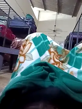 Snapshot of 1010SumiT chatting on October 2025 08:43:02 PM 1010SumiT online show from October 2025 08:43:02 PM