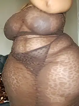 thicktash online show from March 2025 05:20:01 PM