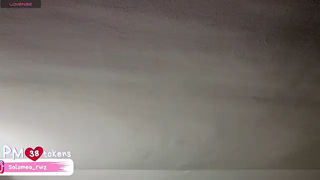 salomea r online show from April 2026 07:09:01 PM