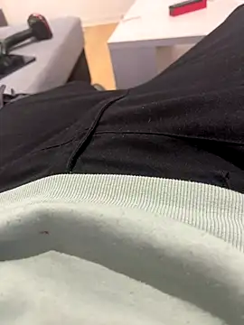 27SKLuder online show from October 2025 12:51:02 PM