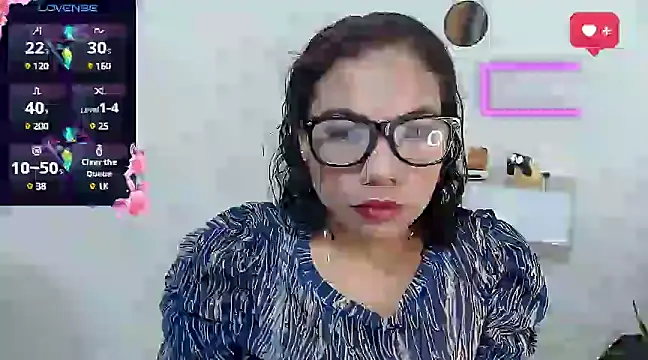 Snapshot of KatrinaReds chatting on March 2025 12:57:01 PM KatrinaReds online show from March 2025 12:57:01 PM