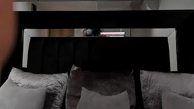 julieta jewel online show from March 2026 01:07:01 PM