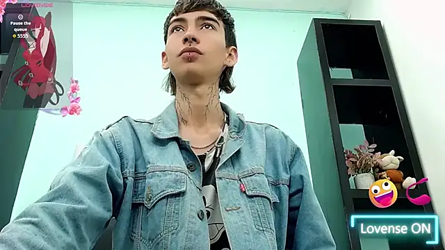 ttimy x boy online show from October 2025 02:38:01 PM