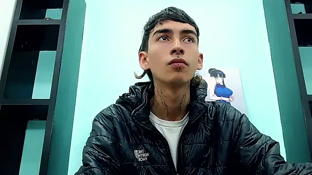 Snapshot of ttimy_x_boy chatting on December 2025 08:20:01 PM ttimy x boy online show from December 2025 08:20:01 PM