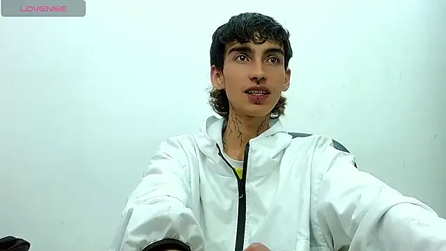 ttimy x boy online show from November 2025 12:21:02 PM