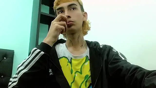 ttimy x boy online show from March 2026 07:18:01 PM