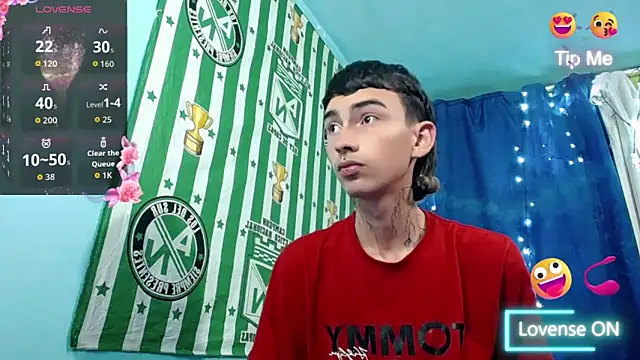 Snapshot of ttimy_x_boy chatting on December 2025 05:10:01 AM ttimy x boy online show from December 2025 05:10:01 AM