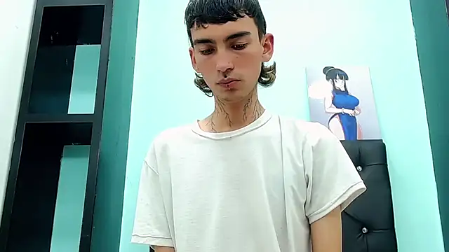 Snapshot of ttimy_x_boy chatting on December 2025 08:46:01 AM ttimy x boy online show from December 2025 08:46:01 AM