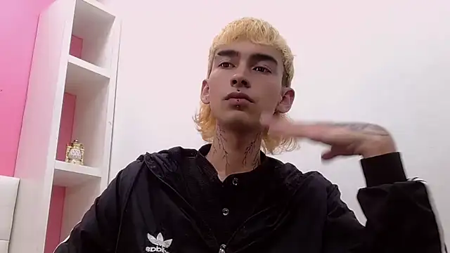 ttimy x boy online show from April 2026 08:10:02 PM