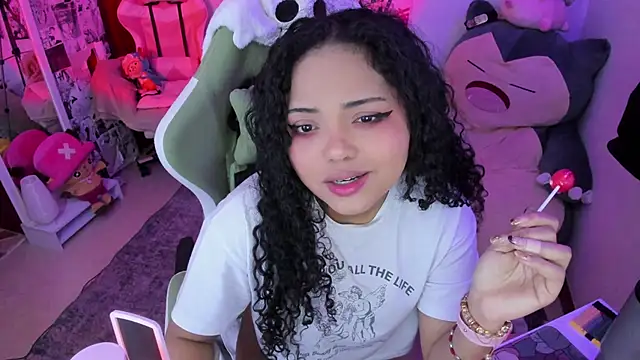 Snapshot of anyburkee chatting on February 2026 04:44:02 AM anyburkee online show from February 2026 04:44:02 AM