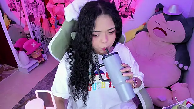 Snapshot of anyburkee chatting on February 2026 05:25:01 AM anyburkee online show from February 2026 05:25:01 AM